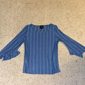 Blue and white striped shirt size Medium brand W5